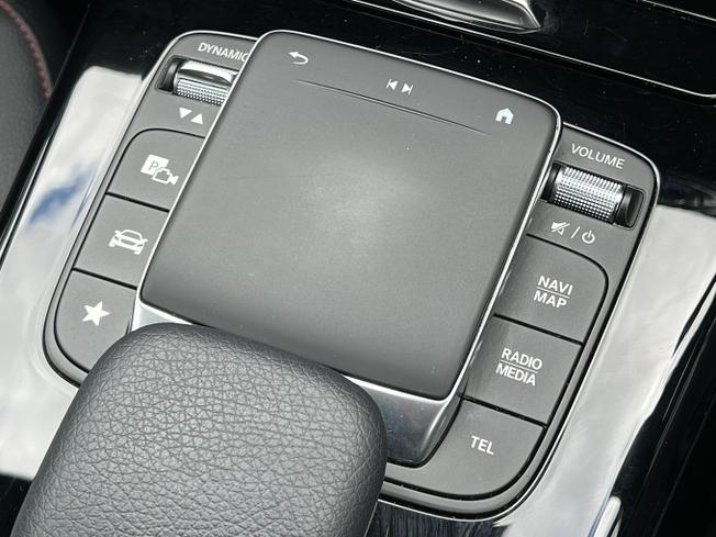 MERCEDES-BENZ A Class Photo 36