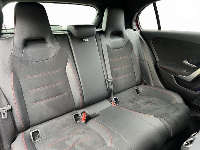 MERCEDES-BENZ A Class Photo 38