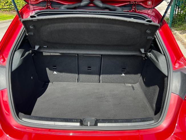 MERCEDES-BENZ A Class Photo 9