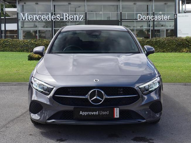 MERCEDES-BENZ A Class Photo 10