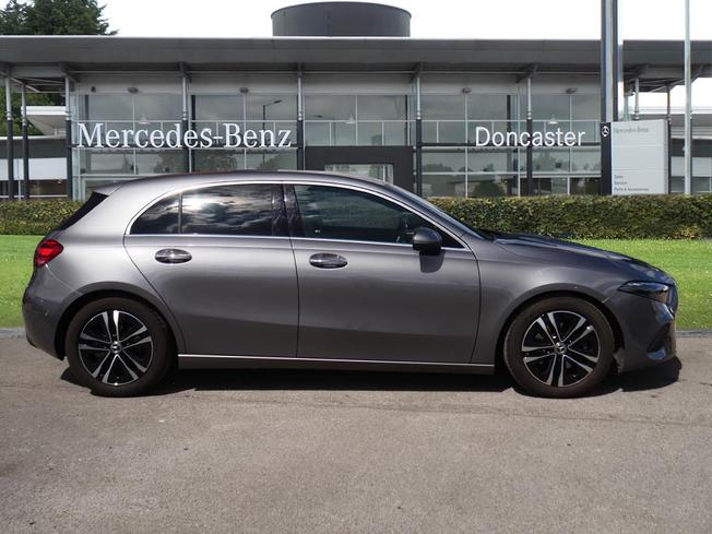MERCEDES-BENZ A Class Photo 7