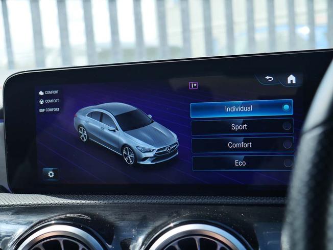 MERCEDES-BENZ CLA Class Photo 28