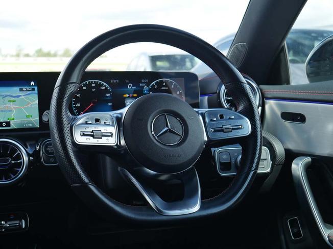 MERCEDES-BENZ CLA Class Photo 38