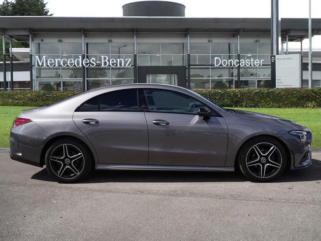MERCEDES-BENZ CLA Class Photo 7