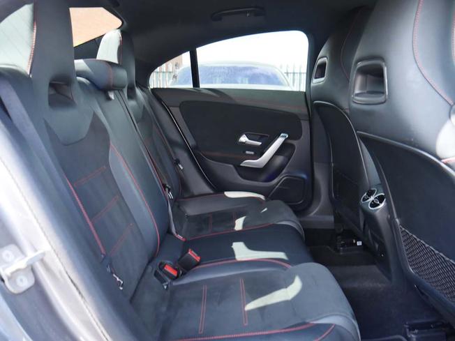 MERCEDES-BENZ CLA Class Photo 8
