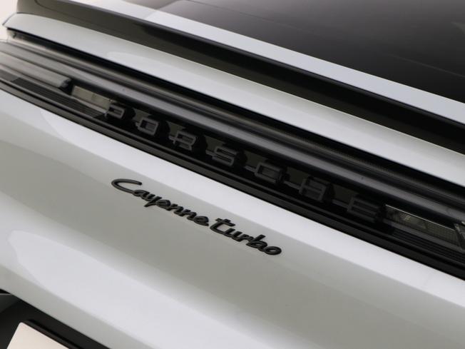 PORSCHE Cayenne Photo 16