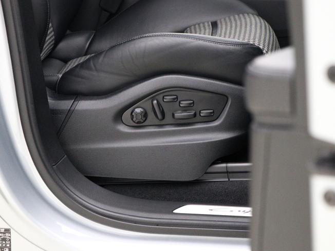 PORSCHE Cayenne Photo 22