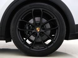 PORSCHE Cayenne Photo 4