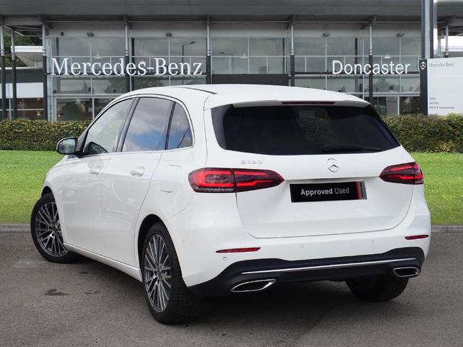 Mercedes-Benz B Class Photo 2