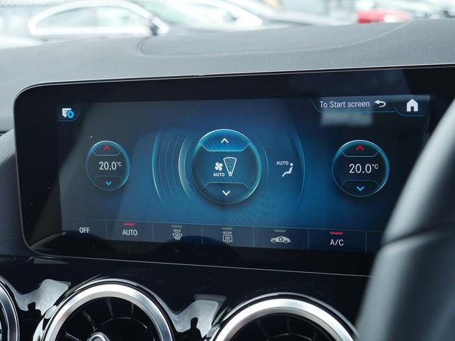 Mercedes-Benz B Class Photo 31