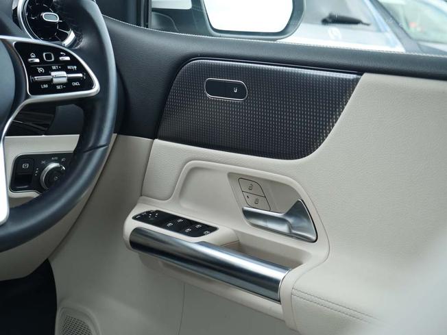 Mercedes-Benz B Class Photo 44