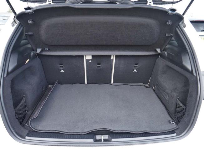 Mercedes-Benz B Class Photo 9