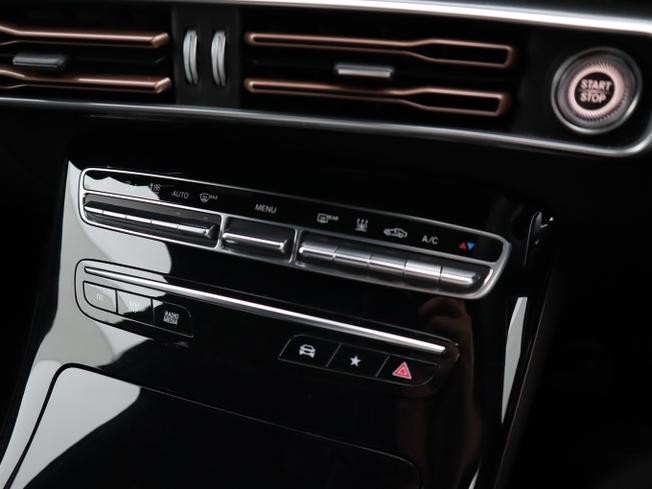 Mercedes-Benz Eqc Photo 28