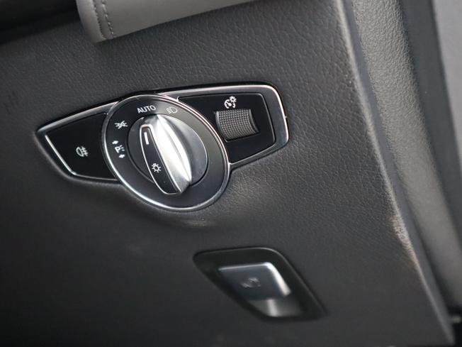 Mercedes-Benz Eqc Photo 37
