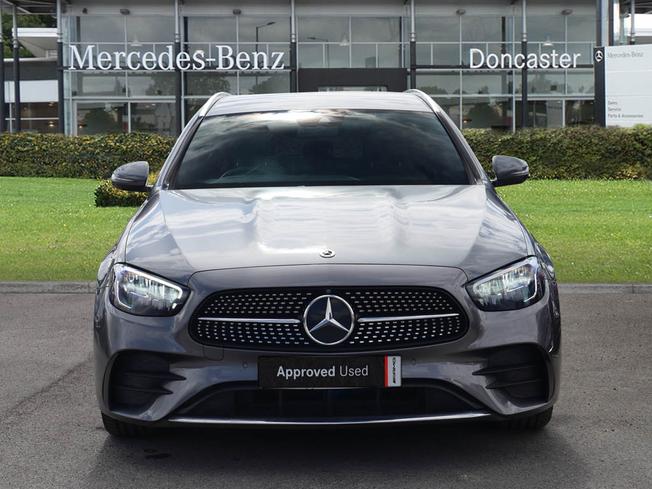 MERCEDES-BENZ E Class Photo 10