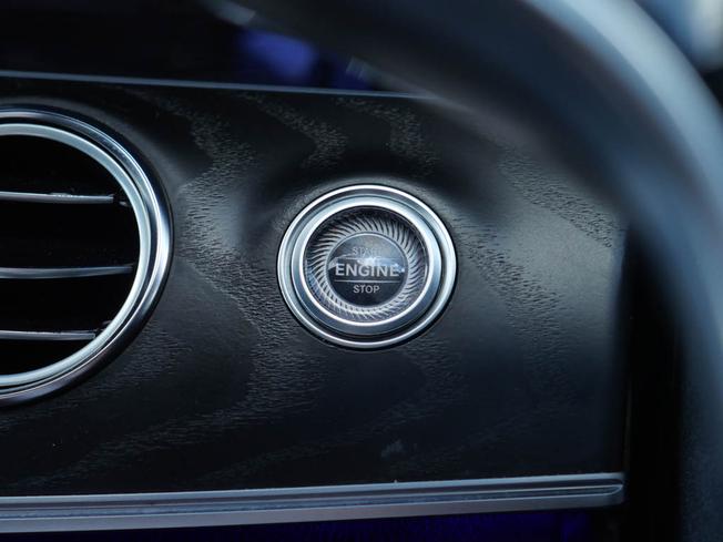 MERCEDES-BENZ E Class Photo 19