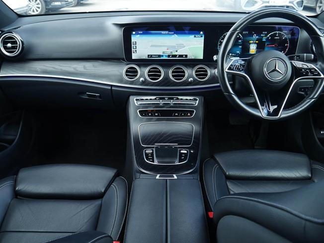 MERCEDES-BENZ E Class Photo 5