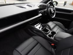 PORSCHE Cayenne Photo 3