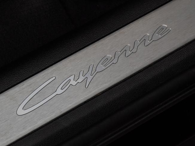 PORSCHE Cayenne Photo 32