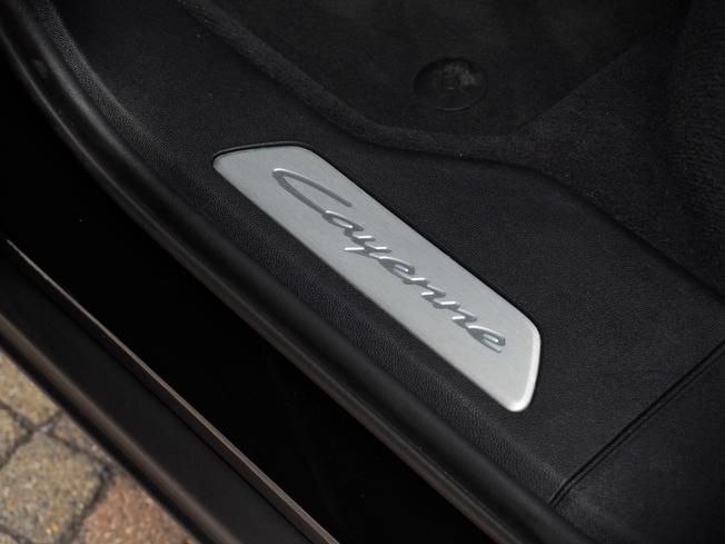 PORSCHE Cayenne Photo 33