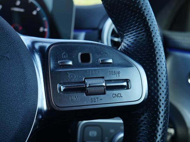 MERCEDES-BENZ Cla Class Photo 13