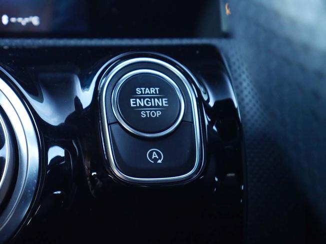 MERCEDES-BENZ Cla Class Photo 19
