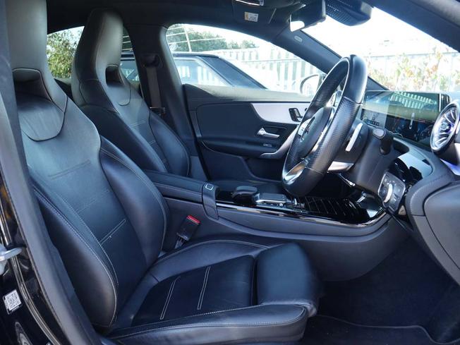 MERCEDES-BENZ Cla Class Photo 3