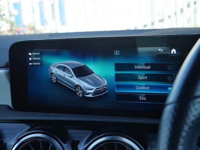 MERCEDES-BENZ Cla Class Photo 31