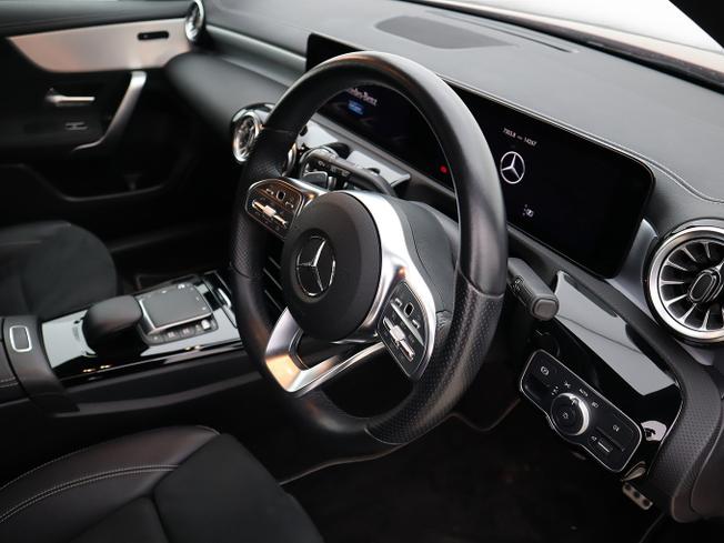 MERCEDES-BENZ A Class Photo 12