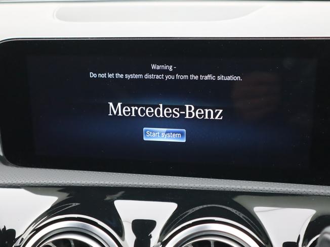MERCEDES-BENZ A Class Photo 30