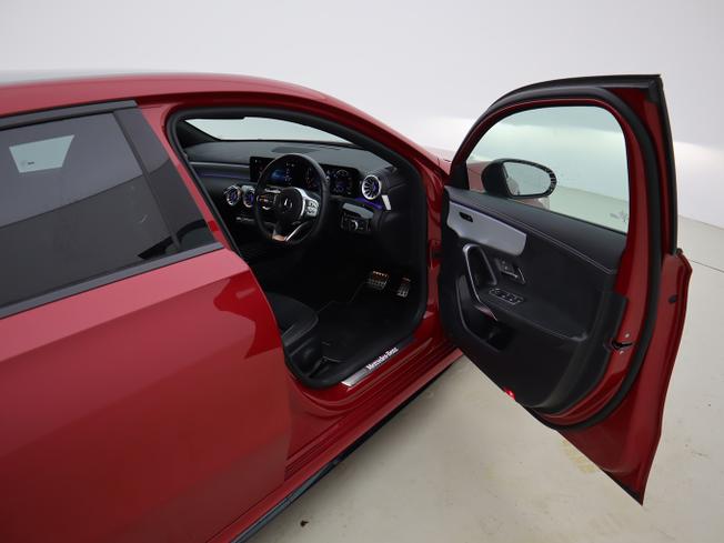MERCEDES-BENZ A Class Photo 42