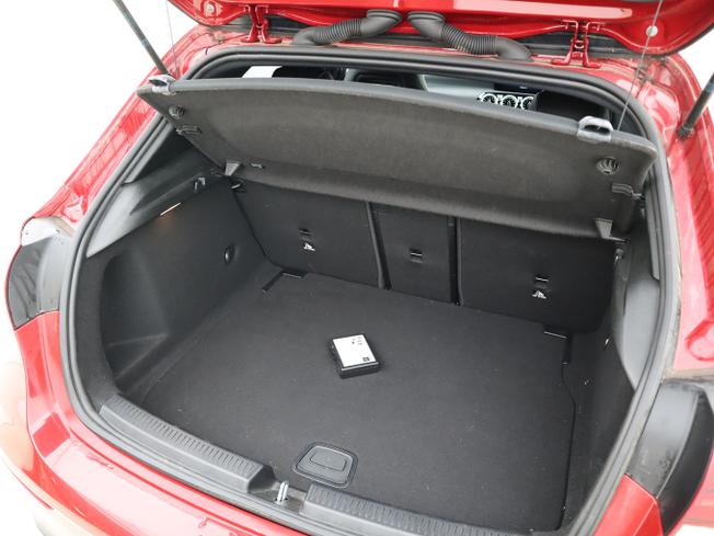 MERCEDES-BENZ A Class Photo 9