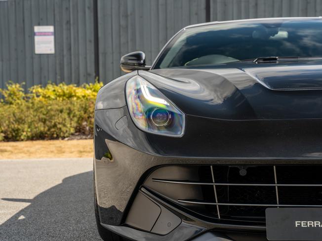 FERRARI F12 Berlinetta Photo 33