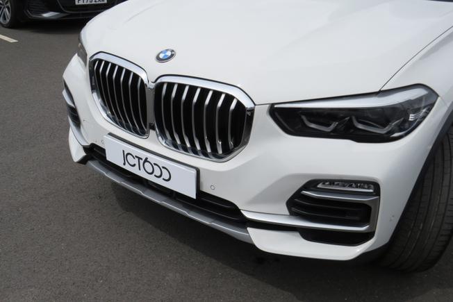 BMW X5 Photo 8