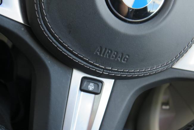BMW 8 Series Photo 16