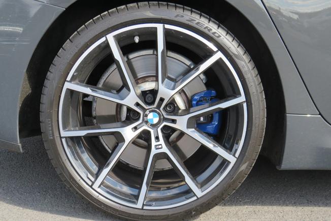 BMW 8 Series Photo 9