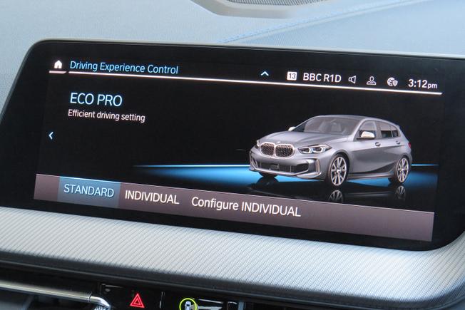 BMW 1 Series Photo 26
