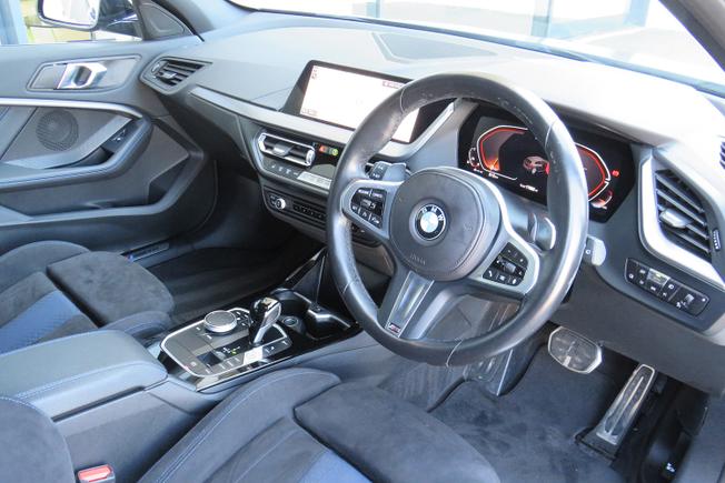 BMW 1 Series Photo 30