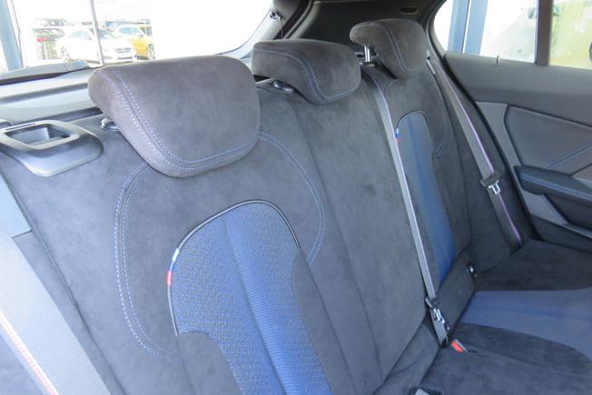 BMW 1 Series Photo 35