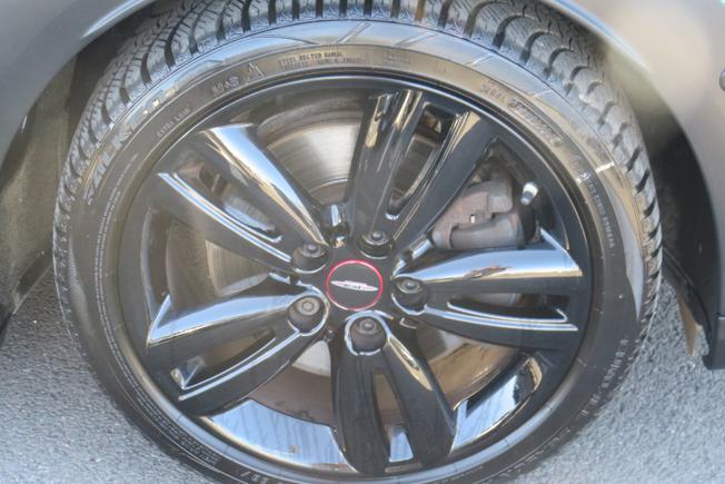 MINI Hatchback Photo 11