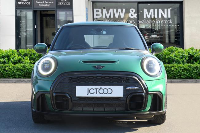 MINI Hatchback Photo 15
