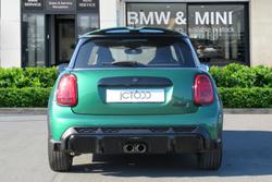 MINI Hatchback Photo 4