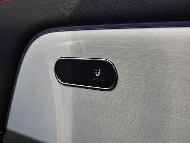 MERCEDES-BENZ Eqa Photo 17