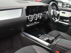 MERCEDES-BENZ Eqa Photo 3