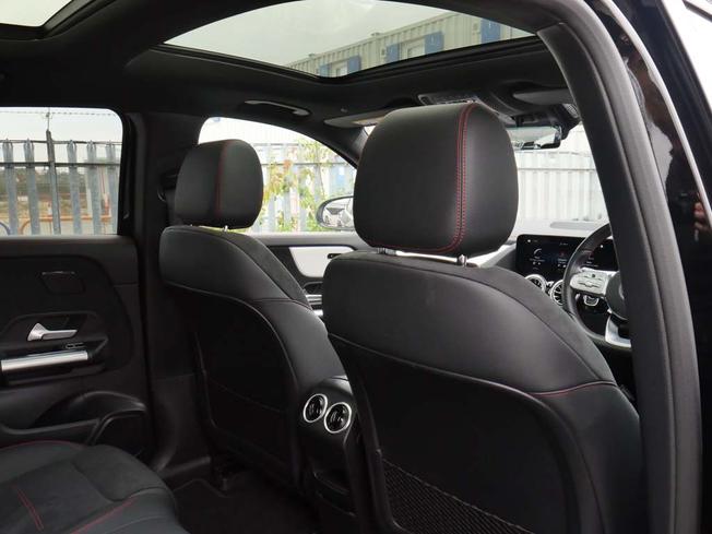 MERCEDES-BENZ Eqa Photo 37