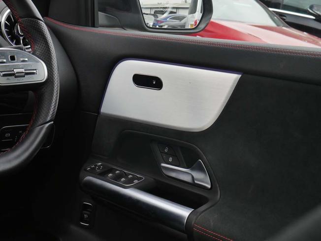 MERCEDES-BENZ Eqa Photo 43