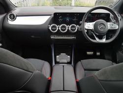 MERCEDES-BENZ Eqa Photo 5