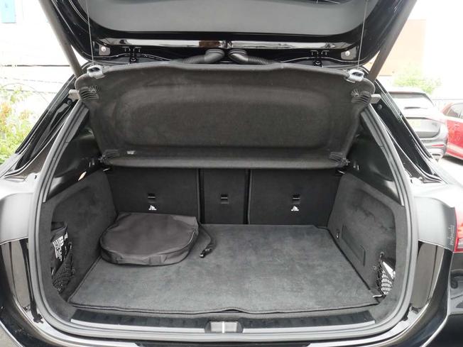 MERCEDES-BENZ Eqa Photo 9
