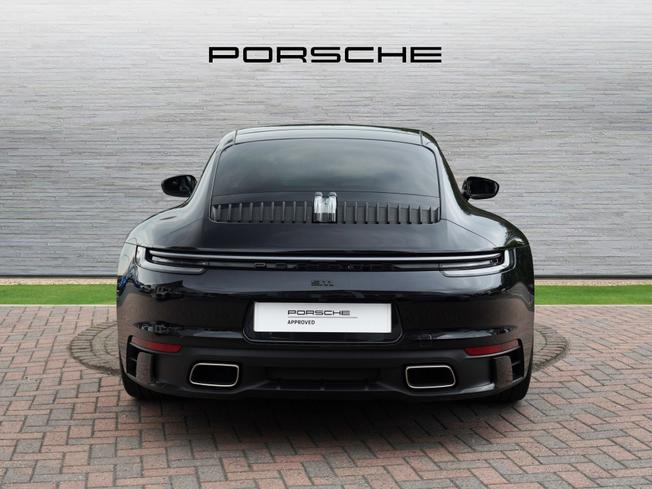 PORSCHE 911 Photo 7
