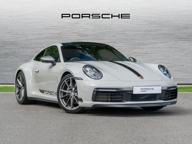 PORSCHE 911 Photo 1